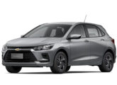 Onix 2026, aqui na versão de entrada MT: apresentado em julho de 2025, trazia câmbio manual, rodas de aço de 15" e calotas.