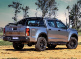 S10 na série especial Trail Boss, apresentada no Agrishow 2027, trazendo suspensão elevada Ironman, de origem australiana, e detalhes externos em preto.