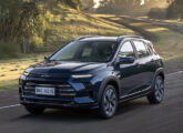 SUV cupê Sonic, aqui na versão Premier: posicionado entre Onix e Tracker, foi o principal lançamento Chevrolet de 2026.