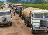 Uma das raras fotos conhecidas da cabine paranaense Serrato, à direita (fonte: Jorge A. Ferreira Jr. / Fábrica Nacional de Motores Histórica).
